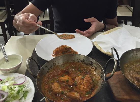 Des Pardes Restaurant